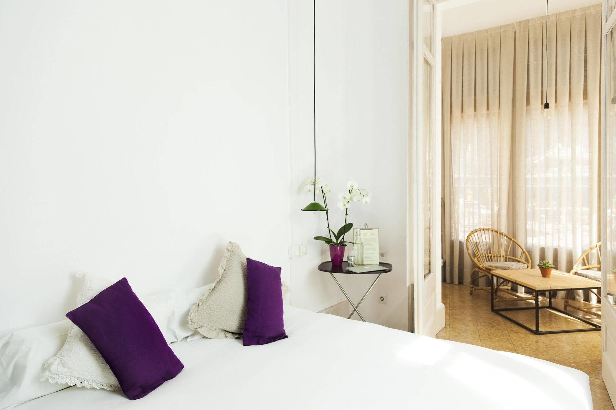 ลา กาซา กรัน เบดแอนด์เบรคฟาสต์ Bed & Breakfast บาร์เซโลนา ภายนอก รูปภาพ