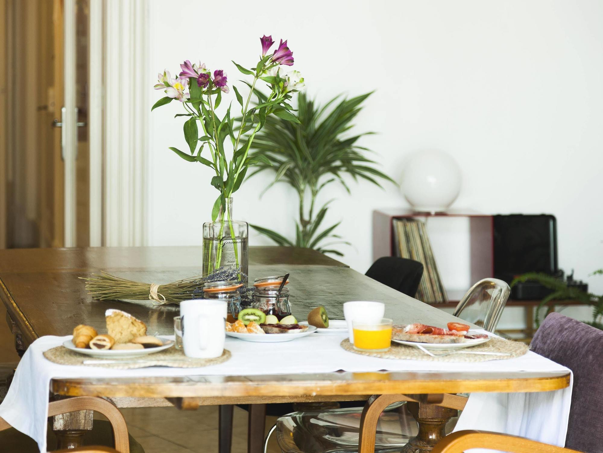 ลา กาซา กรัน เบดแอนด์เบรคฟาสต์ Bed & Breakfast บาร์เซโลนา ภายนอก รูปภาพ